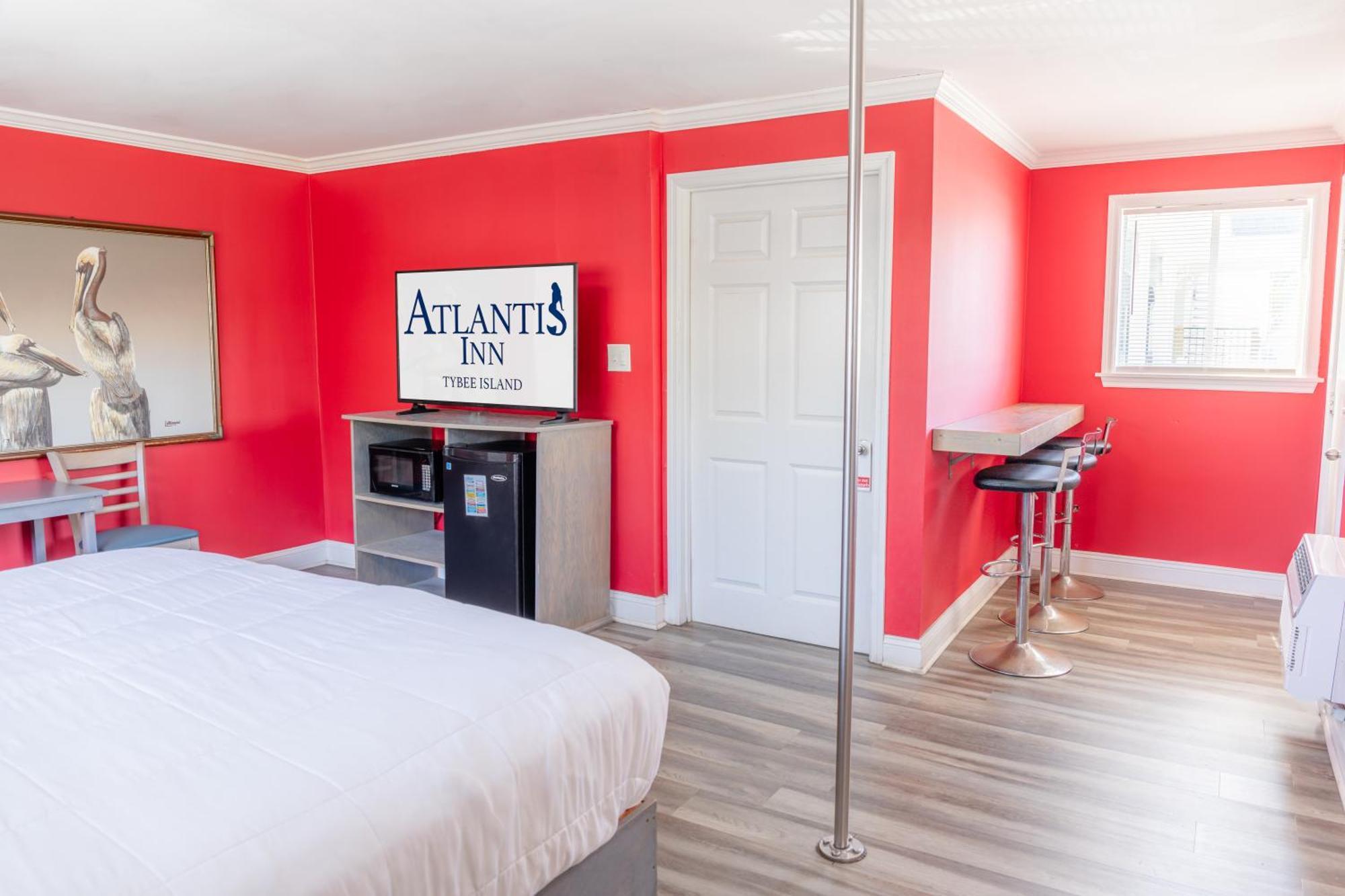 Atlantis - Hotel 2*